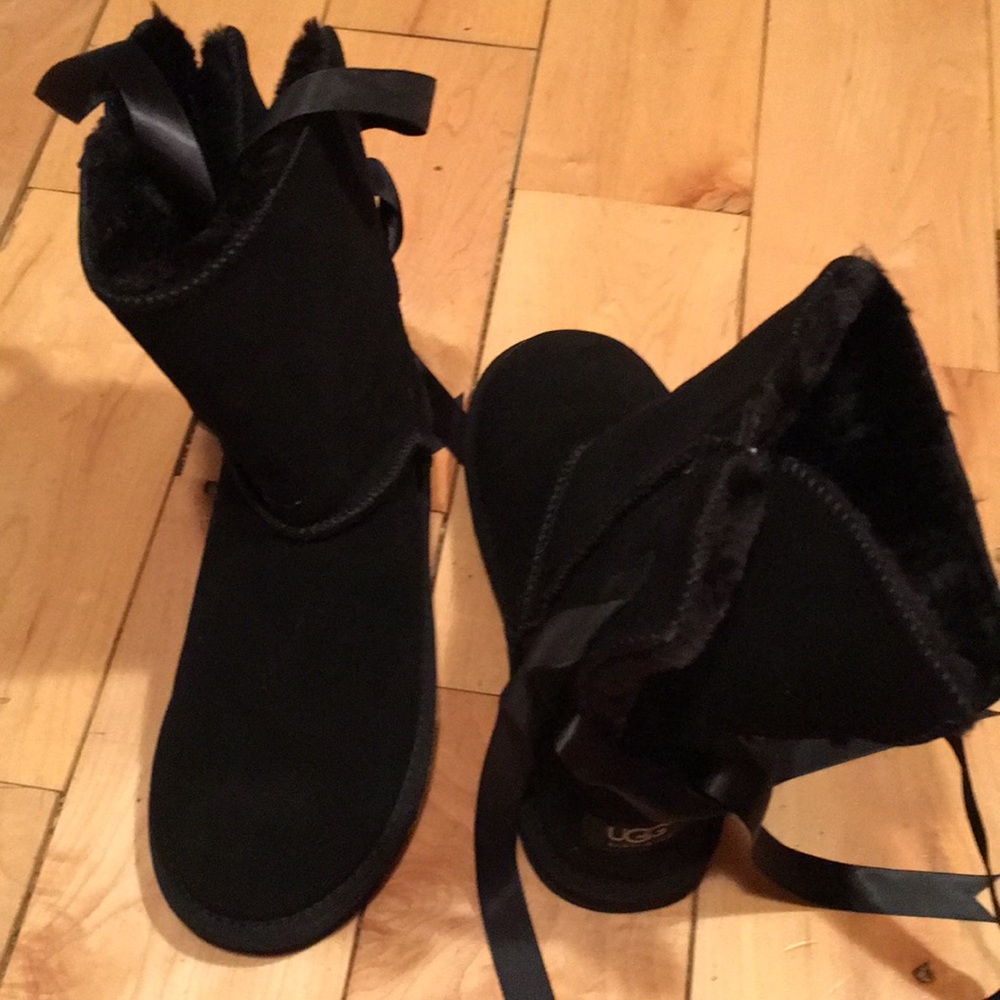 New Ugg boots size 10 fits like a 9.